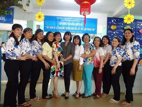 Chuyên đề MN: Giáo dục lấy trẻ làm trung tâm tại MN Sơn Ca 17